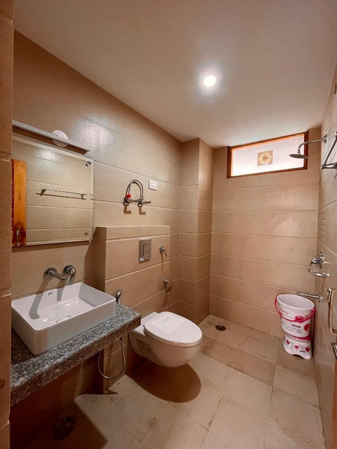 Le Green Resort, Mall Road Manali מראה חיצוני תמונה