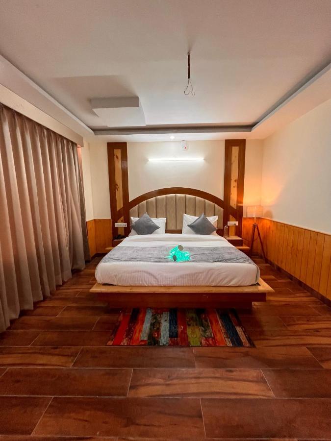 Le Green Resort, Mall Road Manali מראה חיצוני תמונה