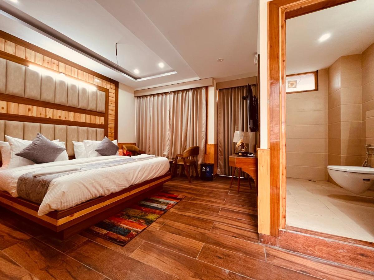 Le Green Resort, Mall Road Manali מראה חיצוני תמונה